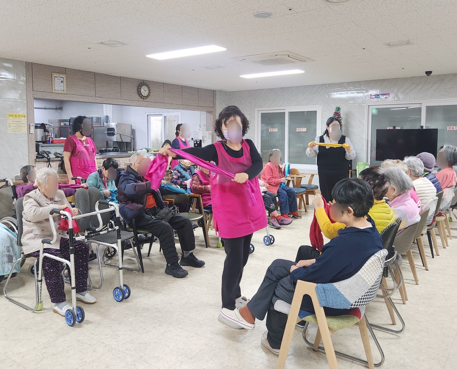 3555374516_35FWIMt7_1b604c6a257b5a9bf7f8b37e985caf196a39b4f9.jpg 이미지크게보기